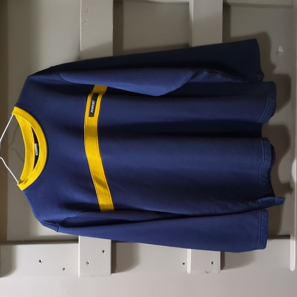 Y2K Nike Basketball Long Sleeve - Picture 1 of 8